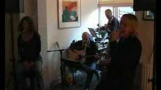 Dallas Alice - Stray Paper