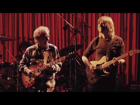 Lee Ritenour & Mike Stern with The Freeway Band - Blue Note Tokyo 2011