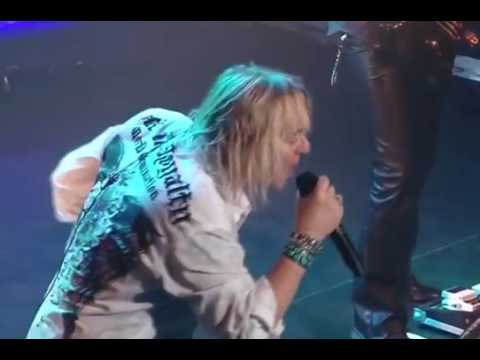 Uriah Heep - Lady In Black ( Bernie Shaw )