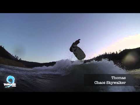 Wake9 Quickie - A Family that Surfs Together.