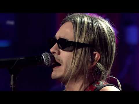 Airbag - Por mil noches, en vivo programa español, La revuelta