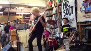 Crawdad Hole played by the Alleycats