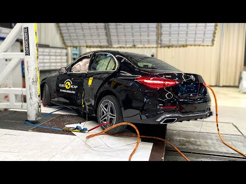 Mercedes C-Class W206 - Crash Test