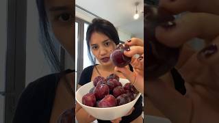 Download lagu Buah plum murah banget didubai kayak harga lalapan Se banyak ini🙀 #shorts #plumfruit mp3