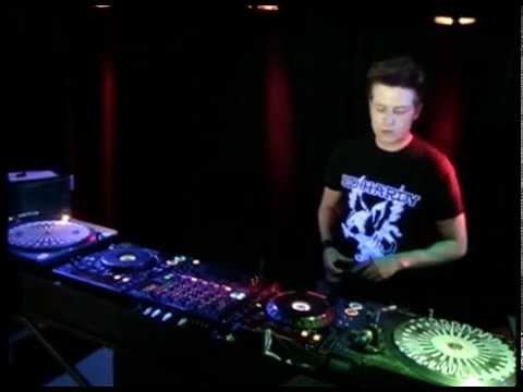 Vadim Soloviev @ Royal DJ TV - 2011.03.09