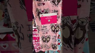 adorable Valentine throw blankets at Walmart 🥰💓 #walmartfinds #valentinesday #fypシ #foryou #shorts