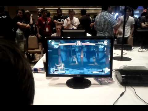 EVO 2011 SSF4AE quarters - humanbomb vs clakeyd 1 of 2