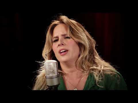 Lucie Silvas - Everything Looks Beautiful - 6/20/2018 - Paste Studios - New York, NY