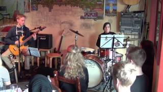 Musiikkitoteemi - Rokkaava Kevätkonsertti - Bändikoulu: Hevisaurus, Aarrejahti