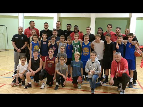 Meglepetés edzésen az Olajbányász játékosai 2019.11.08.