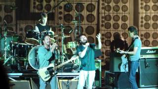 Jeffgarden.com - Pearl Jam PJ20 Day 2 Habit with Liam Finn HD 9/4