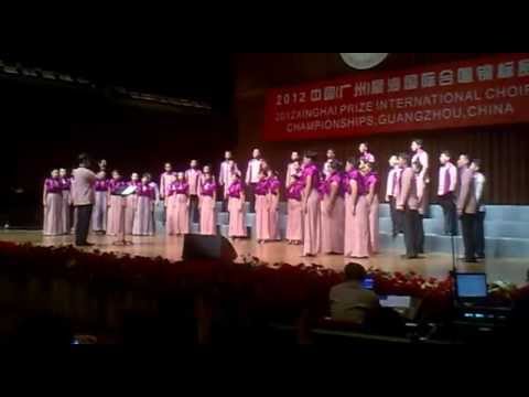 Vox Angelica Choir - Lux Aurumque (E. Whitacre)