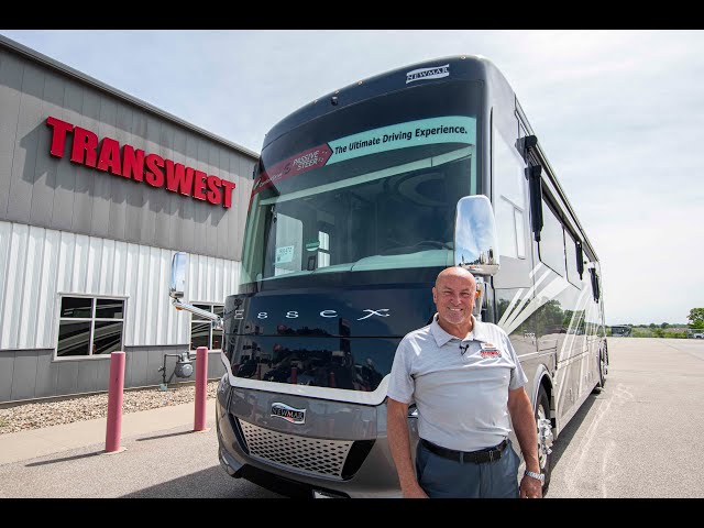 Preview image of 2022 Newmar Essex 4569 (17N210878) youtube video