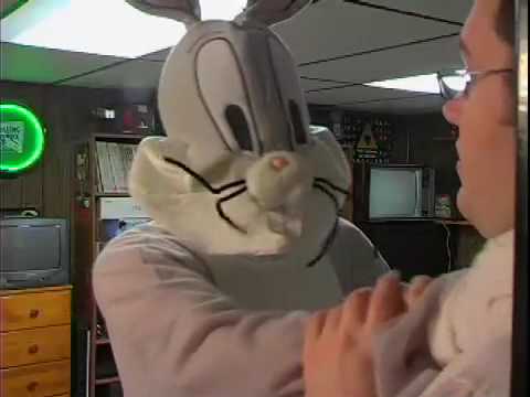 TRAILER: Bugs Bunny's Crazy Castle - Cinemassacre.com