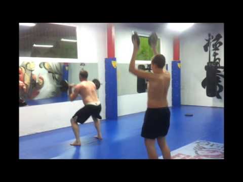 Dragon Figth Club Radom - Łukasz Guzik (trening obwodowy - wytrzymałość siłowa)