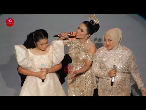 TIMANG TIMANG, BERTUBI TUBI - KRIS DAYANTI, AUREL DAN AMORA - DI KONSER SEMESTA