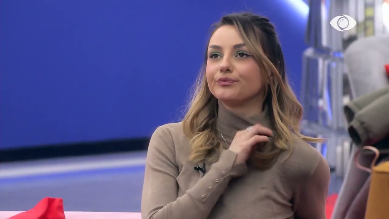 Na mbyti falsiteti/ Banorët diskutojnë për marrëdhënien mes Brikenës dhe Mateos