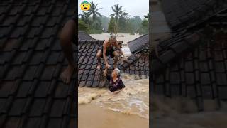 Download lagu Detik - detik! pria tua selamatkan nenek dari banjir #Banjir mp3 Download lagu Detik - detik! pria tua selamatkan nenek dari banjir #Banjir mp3