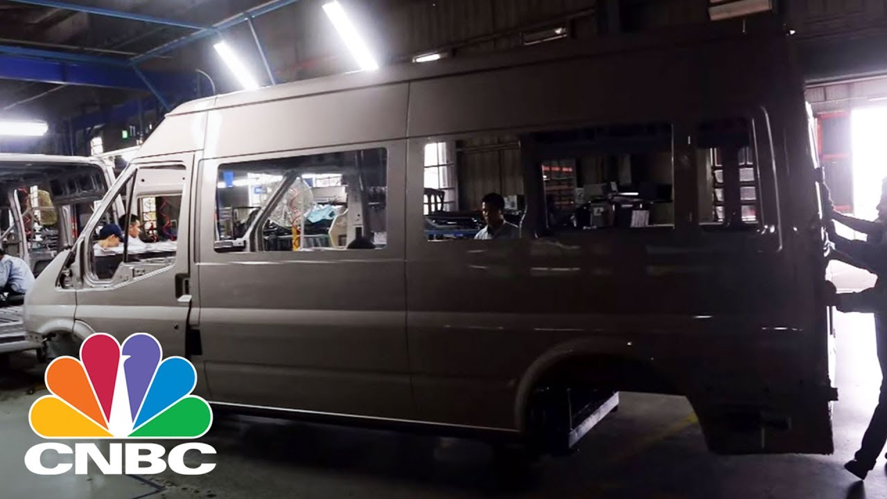 Ford Recalls More Than 400,000 Vehicles For Safety And Compliance Issues | CNBC