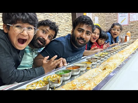 Largest dosa kha liya 😍10 feet