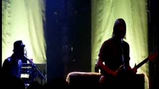 FEEDER Barking Dogs and Insomnia live@ Shepherds Bush Empire 28 10 10