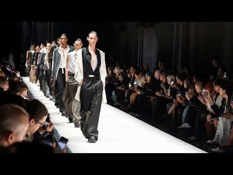 CHANEL Spring-Summer 2024 Ready-to-Wear Show — CHANEL Shows