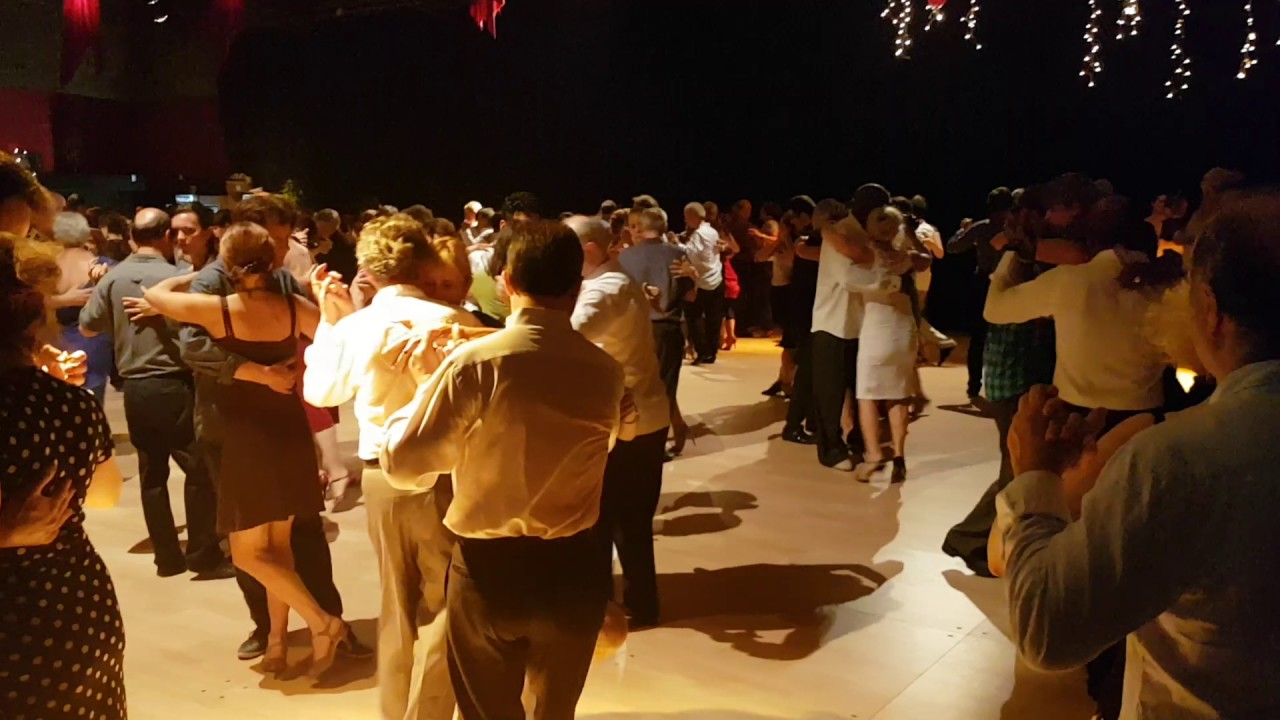 Milonga avec "Gran Tipica Paris Orquesta" _ chanteur Sebastian Rossi @ Tango Roots Festival _ Paris