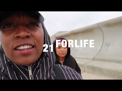 VLOGGING WITH SHARNACANE EP (1)