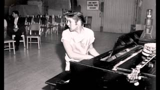 Elvis Don&#39;t Leave Me Now - Piano Version