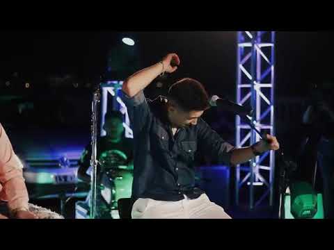 Ya no siento nada - La Banda De Carlitos (Video Oficial)