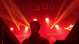 She Moves (Far Away) • Alle Farben feat. Graham Candy • Hamburg 16.12.16