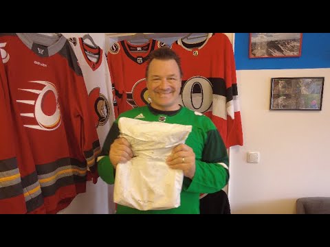 Unboxing the new Alternate Jersey of my favourite NHL Team