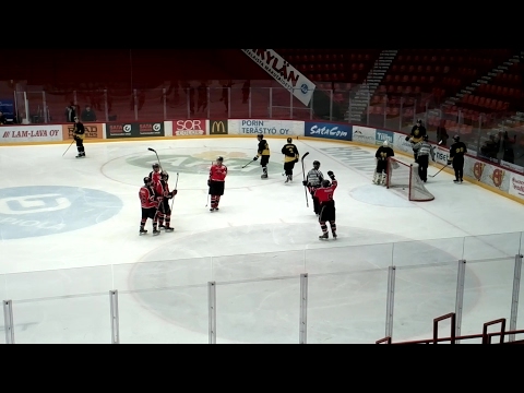 Ässät Akatemia-VG-62 4.2.2017. Peltonen 8-1 (YV)  ja Halme 9-1  (SR)