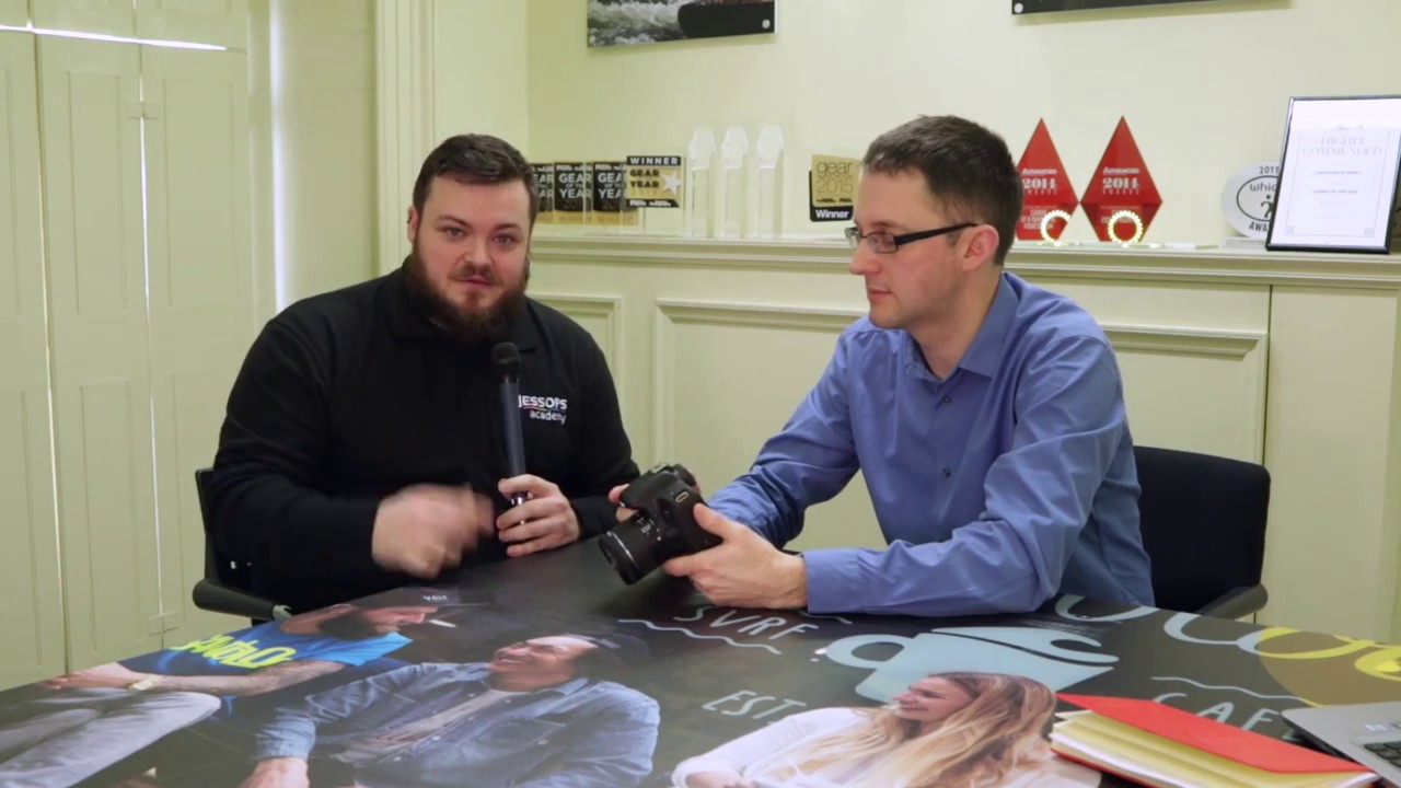 Зеркальный фотоаппарат Canon EOS 800D Body X0649