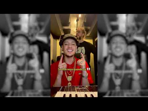 Baile no Morro - MC Tairon e MC Vitin da Igrejinha (Do Meu Jeito) Marin