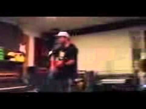 Aaron Neville at band practice??