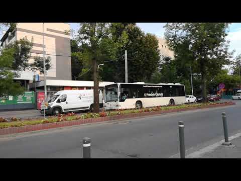 Mercedes-Benz Citaro Euro 3 #4421 intrând în stația "Complex Comercial Apusului" pe linia 178.