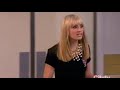 2 Broke Girls Max Pulled Her Pants Down In Public