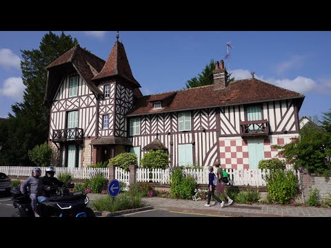 Beuvron en Auge in Normandy, a medieval village off the beaten track.