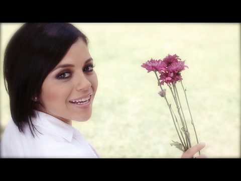 Maria Fernanda - Mi Caprichito (Video Oficial)