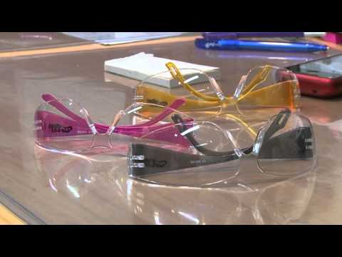 TV Apeldoorn Nieuws - Vuurwerkbril voor jongeren