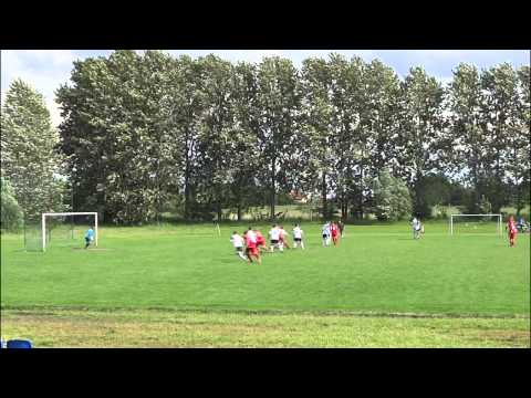 Bramka dla WKS Puznów (Garwolińska Liga LZS). 16.06.2013