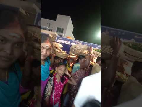 @ Devotees offering flowers to Mariyamma at Samayapuram temple