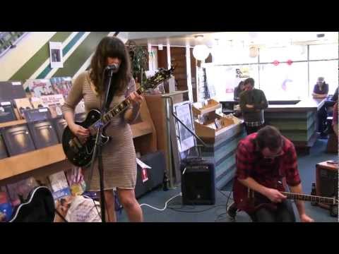 DAY275 REDUX - Julie Doiron - Homeless