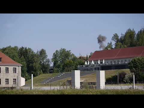 Sprengung im ehemaligen KZ-Steinbruch "Wurmstein" in Flossenbürg 2015