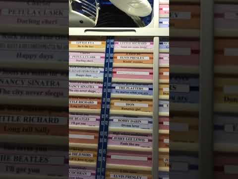 JUKEBOX WURLITZER 2300S playing  Elvis Presley    SUCH A NIGHT