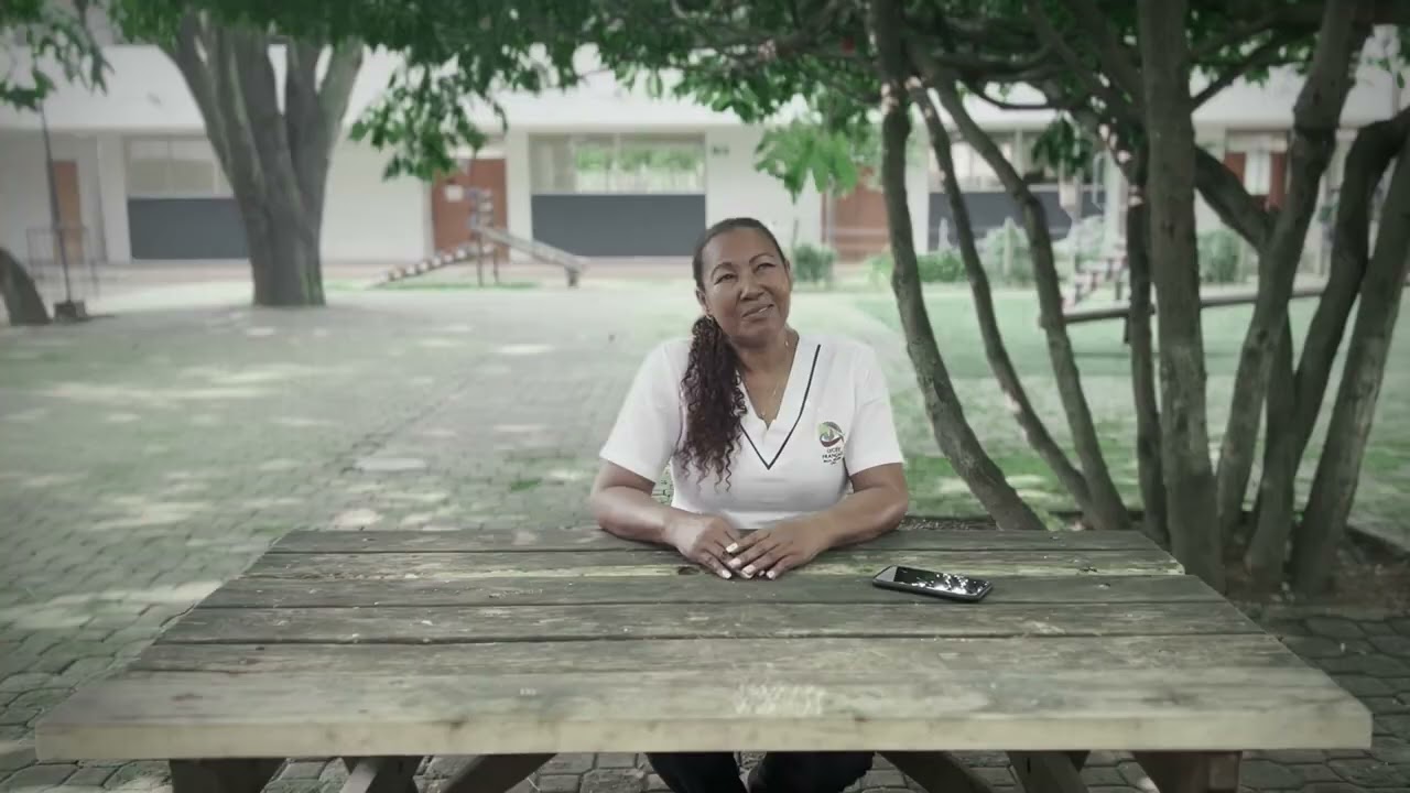 Documental presentado al Embajador de Francia