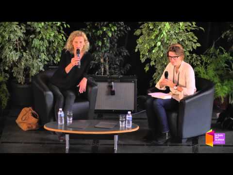 Delphine de Vigan au Livre sur la place