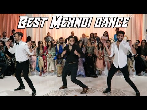 BEST MEHNDI/WALIMA DANCE 2019! (Dancing at a Pakistani Wedding)