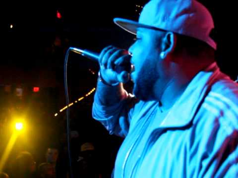 "FUCK THE PROMOTER!!!" LOL LOU ARMSTRONG FREESTYLING LIVE AT CENTRO NIGHT CLUB